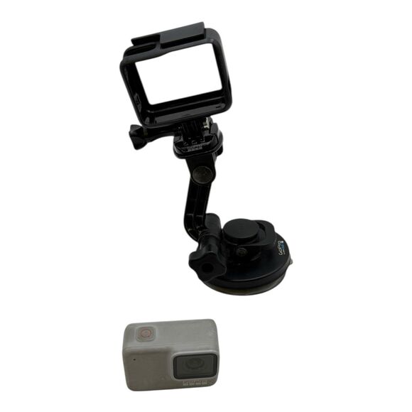 GoPro HERO7 Action Camera - Silver 4K with Suction Cup Mount, SD CARD - Picture 1 of 9